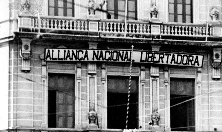  <strong> Sede da Aliança Nacional Libertadora,</strong>  na rua Almirante Barroso, Rio de Janeiro. Foto de 1935