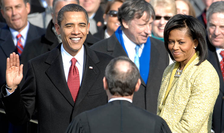  <strong> Barack Obama presta juramento:</strong>  presidente negro e com sobrenome árabe traz novos contornos ao cargo