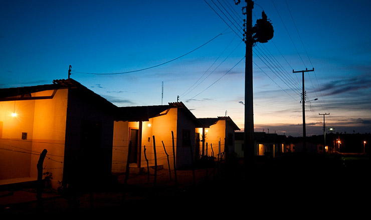  <strong> Luz elétrica no interior do Tocantins: </strong> programa chega a 10 milhões de beneficiados em 2009      
