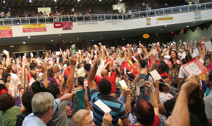  <strong> Plenária final da Confecom, em Brasília:</strong>  pela democratização dos meios de comunicação