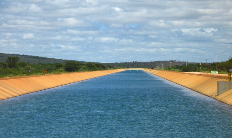  <strong> Projeto de irrigação do Baixio do Irecê (BA)</strong> , que levará água do rio São Francisco a projetos agrícolas da região