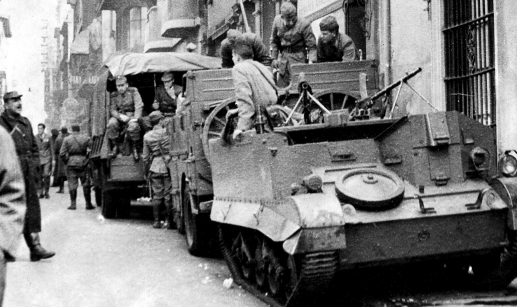  <strong> Militares ocupam </strong> o centro de Buenos<strong> </strong> Aires durante o golpe