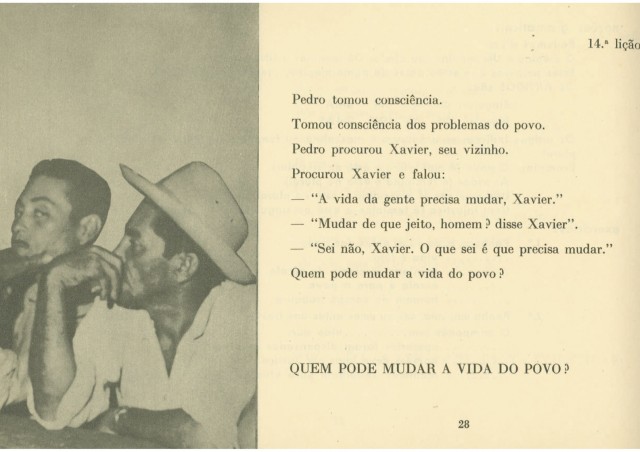   Cartilha "Viver é Lutar"  publicada em 1963