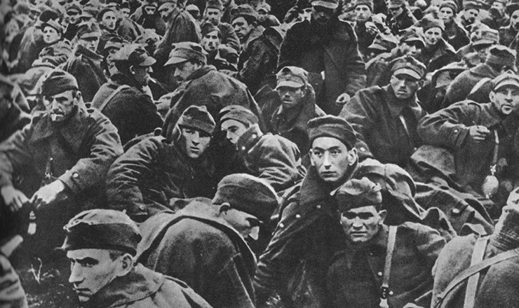  <strong> Prisioneiros de guerra poloneses</strong> capturados pelos alemães durante a invasão 