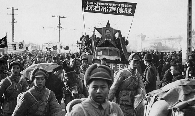  <strong> Comemoração da vitória</strong> da revolução em Pequim, em 1949