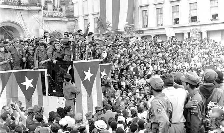  <strong> Fidel Castro discursa </strong> na vitória da revolução 