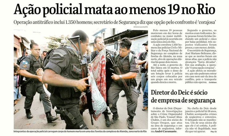  <strong> Capa do jornal Folha de S.Paulo </strong> anuncia o massacre no Complexo do Alemão