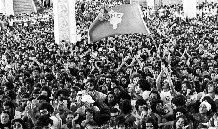  <strong> Participantes do  31º Congresso</strong> da UNE lotam o Centro de Convenções de Salvador   