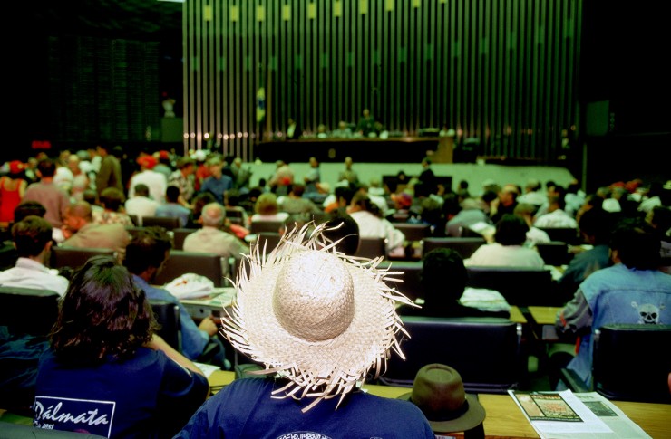  <strong> Integrantes de movimentos populares</strong> participam de debate sobre a venda da Vale no Congresso Nacional    