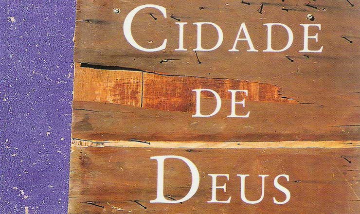  <strong> Capa do livro "Cidade de Deus",</strong> que foi adaptado para o cinema pelo diretor Fernando Meirelles em 2002   