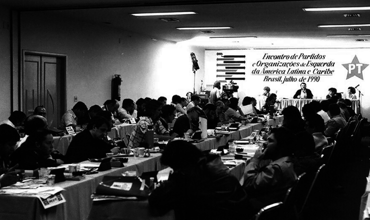  <strong> Seminário internacional </strong> organizado pelo PT em 1990 que deu origem ao Foro de São Paulo