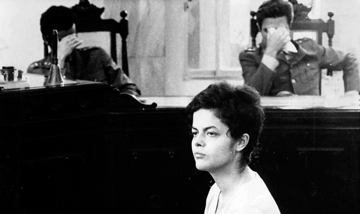  <strong> Dilma Rousseff depõe </strong> na 1ª Auditoria Militar, no Rio de Janeiro, em 17 de novembro de 1970 